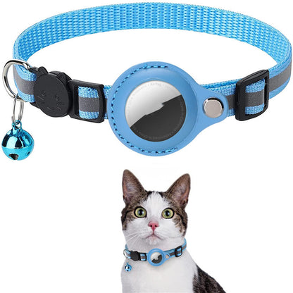 Collier réfléchissant étanche avec Airtag pour animaux en extérieur.