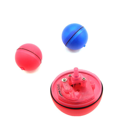 Balle LED laser électronique pour chats en action