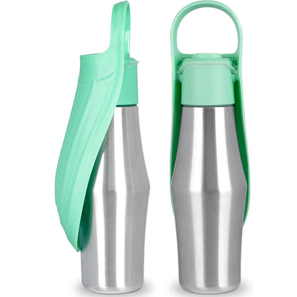 Bouteille d'eau portable en silicone pour chien, légère et facile à transporter.