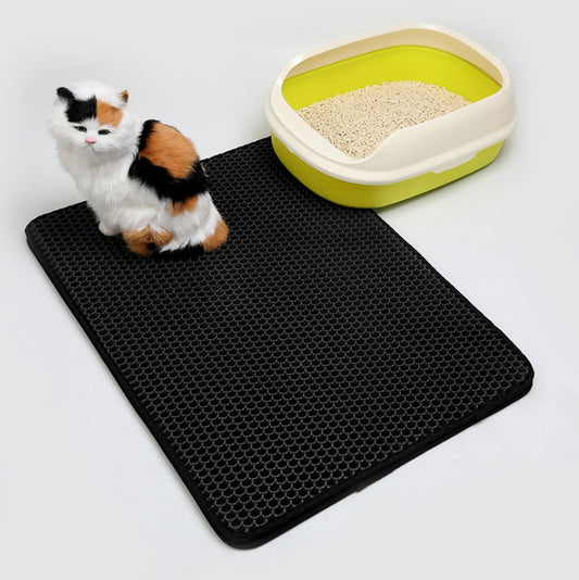 Tapis confortable pour litière de chat, pratique et élégant.