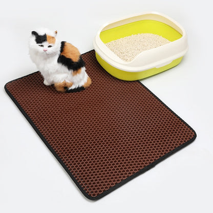 Tapis confortable pour litière de chat, pratique et élégant.