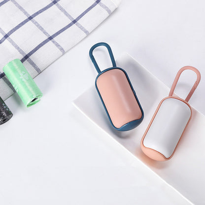 Distributeur de sacs à déjections, pratique pour promenades