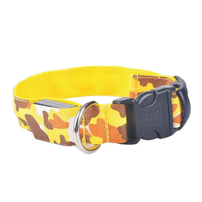 Collier lumineux camouflage, idéal pour chiens et chats en soirée.