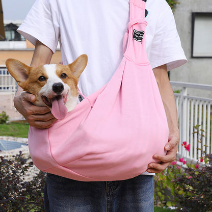 Sac de transport confortable pour animaux, idéal pour les voyages en toute sécurité.
