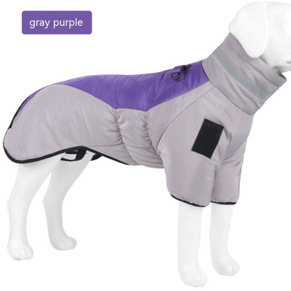 Manteau d'hiver imperméable conçu pour la protection des chiens.
