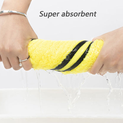Serviettes pour animaux, douces et absorbantes, parfaites après le bain.
