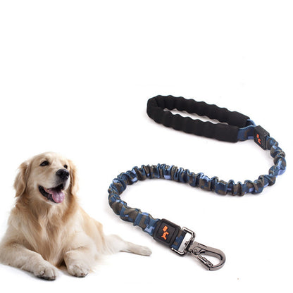 Laisse élastique conçue pour le confort des grands chiens lors des promenades.