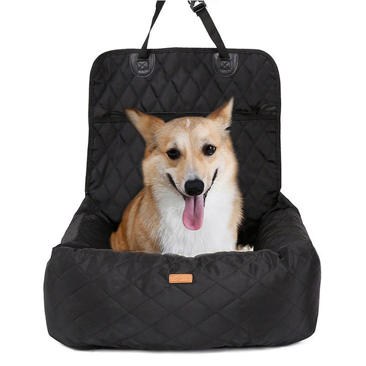 Transporteur pour chien adapté pour voiture, espace confortable et sûr.